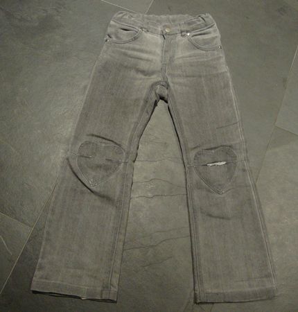++ Jeans / Hose in grau ++ Gr. 116 ++