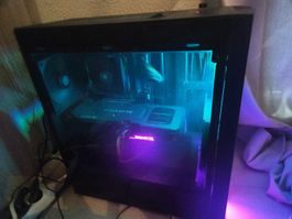 Gaming PC + Gaming Monitor