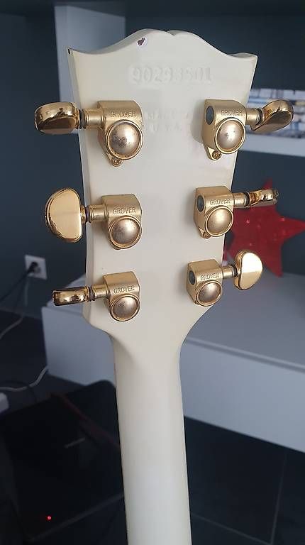 Gibson Strumenti musicali: Vendo Gibson Les Paul Custom White Alpine 1993 – Usato da Biasca venduto da navigatorev 2