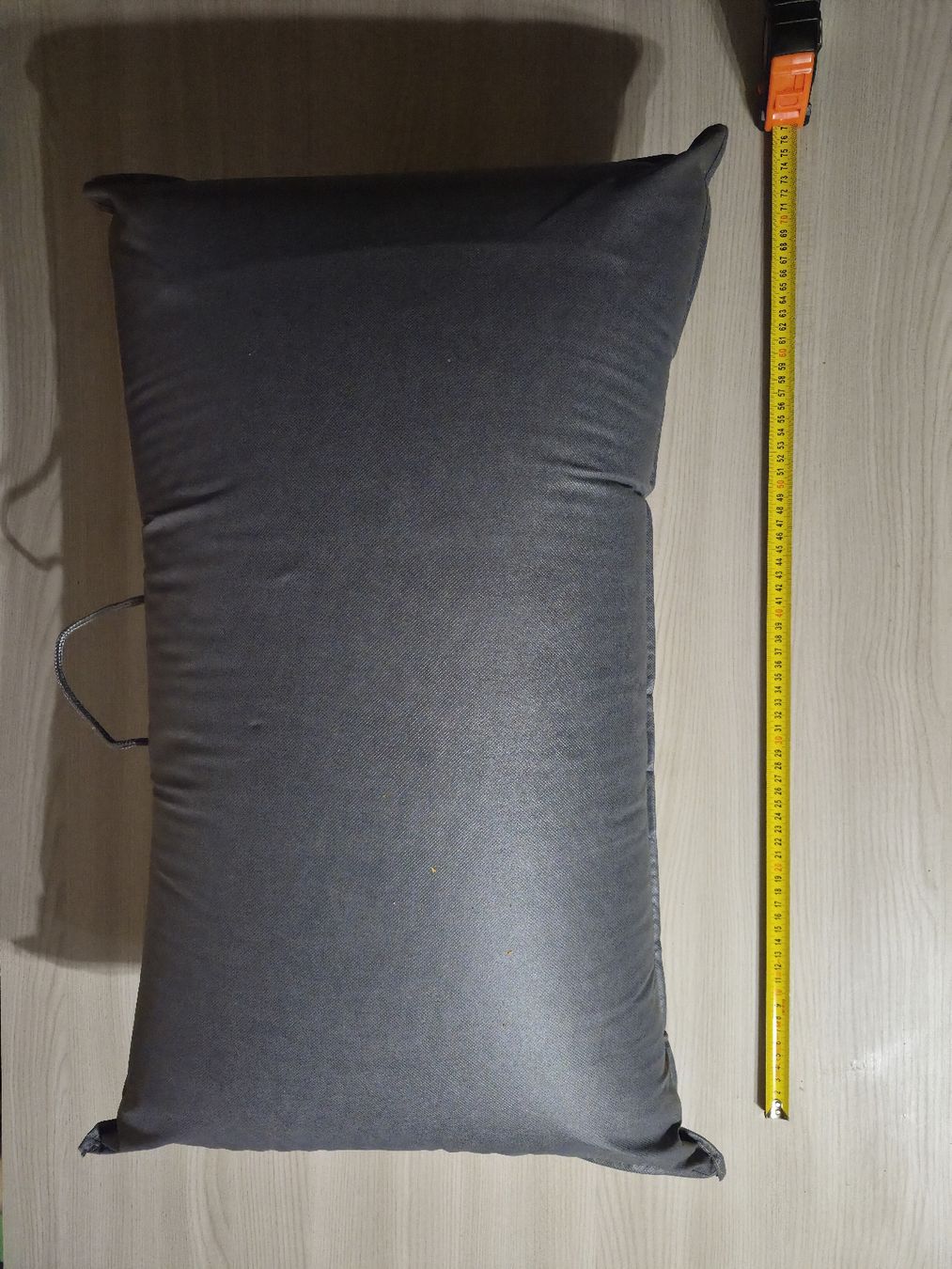 Coussins: 2 cuscini – D'occasion à Riva San Vitale par Stekri 1