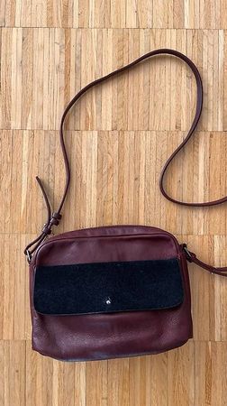 COS Ledertasche