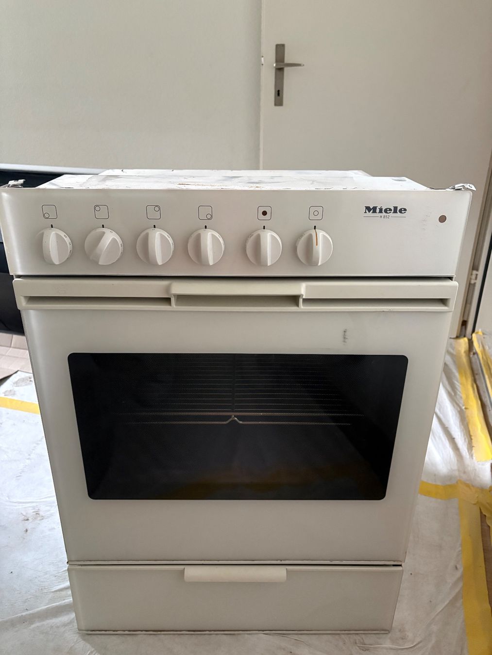 Miele Forni: Miele Backofen inkl. Kochfeld – Usato da Winterthur venduto da jbo_sn6c