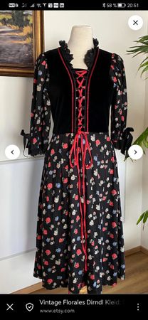 Vintage-Dirndl von der Marke „Rose Dirndl" aus Bayern Samt