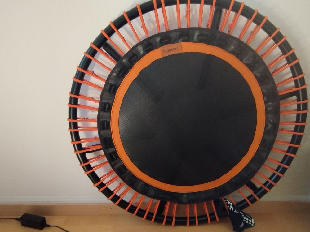 Bellicon Trampolines: Bellicon Trampolin mit Klappbeinen – D'occasion à Biberist par Trinityforneo