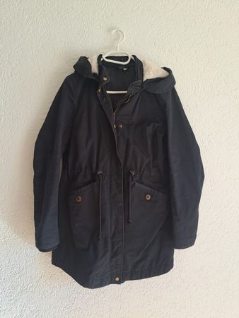 Winterjacke schwarz