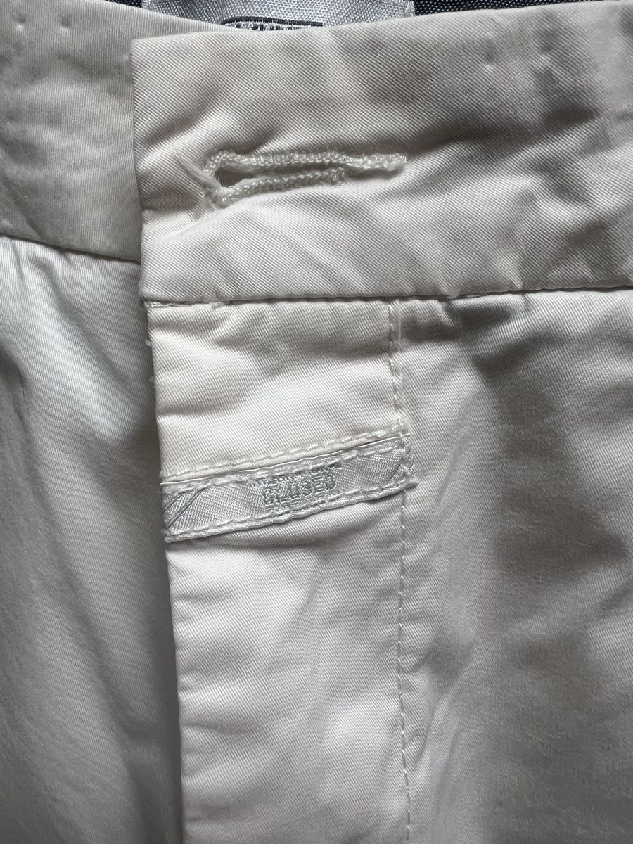 Closed Pantaloni: Coole CLOSED Chino, Eierschalenfarben - Cremeweiss, Gr. 26 – Usato da Hinwil venduto da Szaeni 2