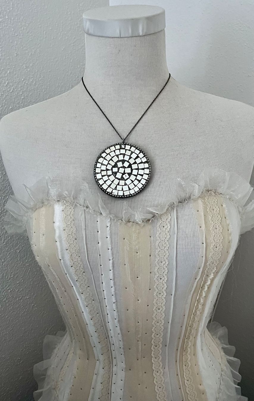 Catenine: Collana con specchietti – Usato da Breganzona venduto da mas_tv72 2