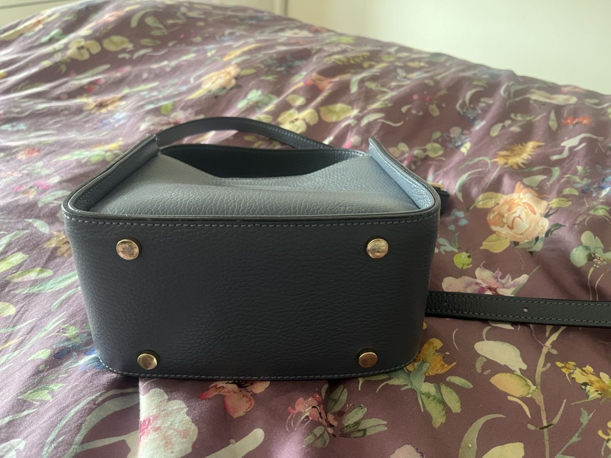 Taschen für Damen: Blue petrol leather shoulderbag – Gebraucht aus Lausanne von Chika_Tetsu 4