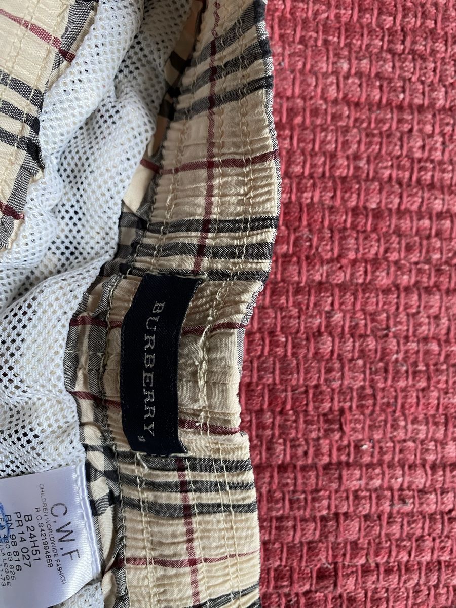 Burberry Ensembles coordonnés: Badehose Burberry und firefly Grösse 140 – D'occasion à Zürich par sar_7s87 1