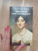 Jane Austen Pride and Prejudice Penguin English Library Book