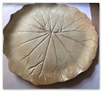 Schale oval in Blattform aus Keramik