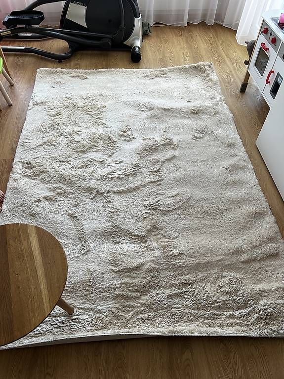 Tappeti: Teppich 160x230 samtig – Usato da Wettingen venduto da GMB1