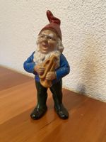 Alter charmanter Gartenzwerg mit Trompete - Vintage