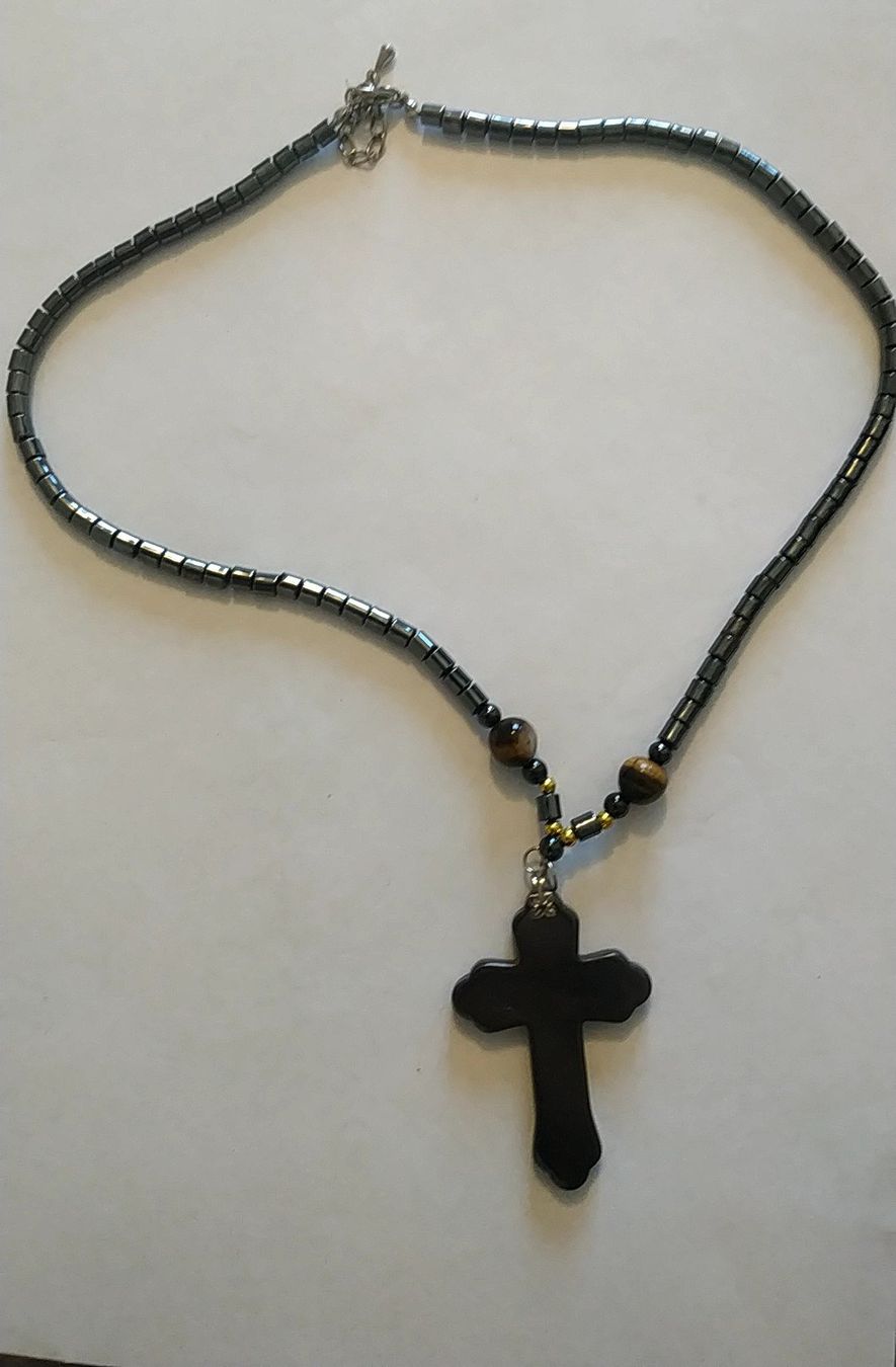 Ketten: Hämatit Kette mit Kreuz 42cm – Neu und originalverpackt aus Münchenbuchsee von Daniel0133 1