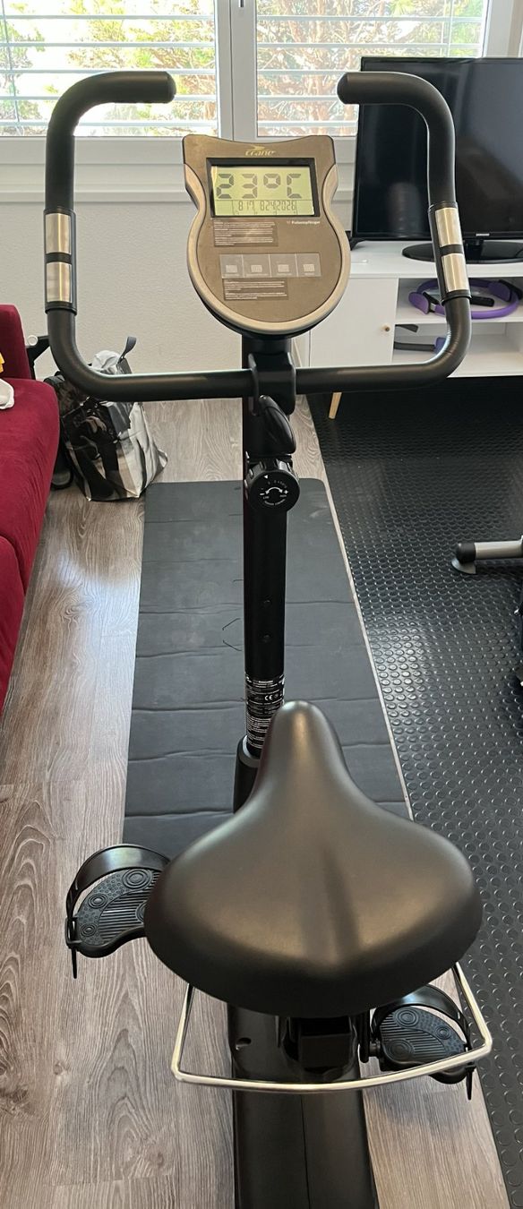 Hometrainer: Ergometer "Crane" schwarz guter Zustand – Gebraucht aus Madetswil von Remorio 2