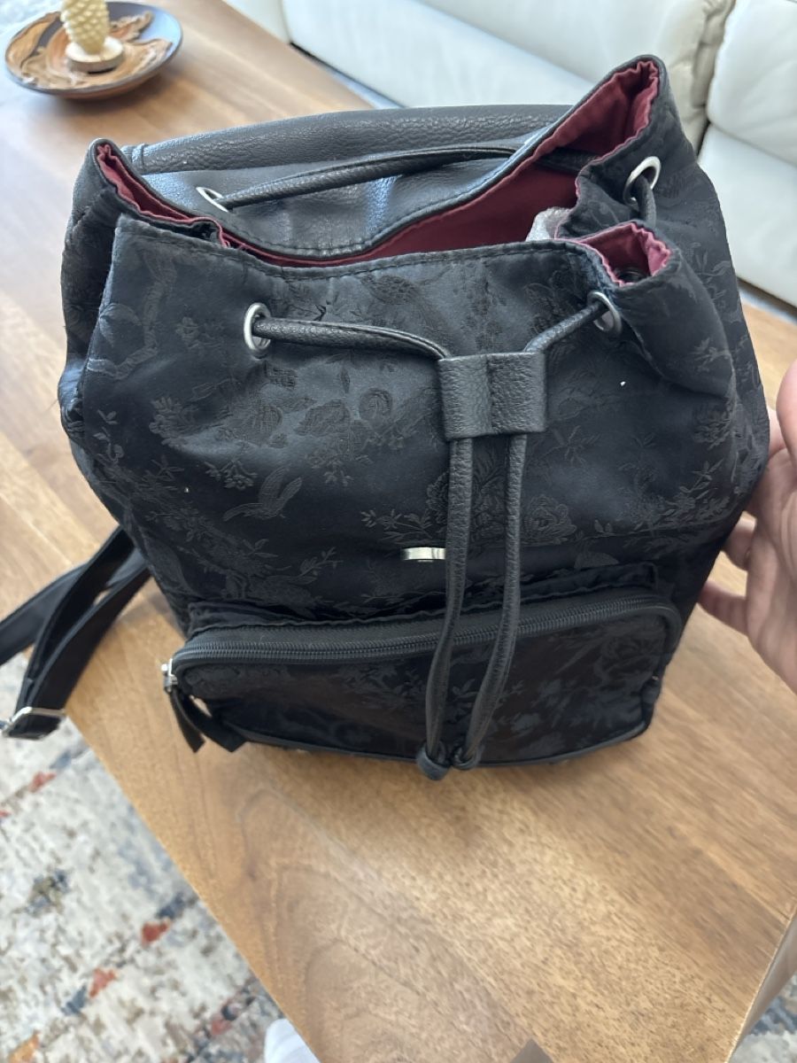 Taschen für Damen: Elegante schwarze Handtasche mit Blumenmuster - Herbst Chic – Gebraucht aus Kriens von mir_v8ww 2