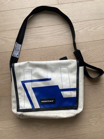 Original Freitag Tasche Weiss/Blau - Seltenes Design!
