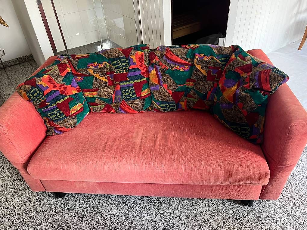 Divani: Zu Verschenken: Retro Schlaf-Sofa – Usato da Mollis venduto da lau_5b9b