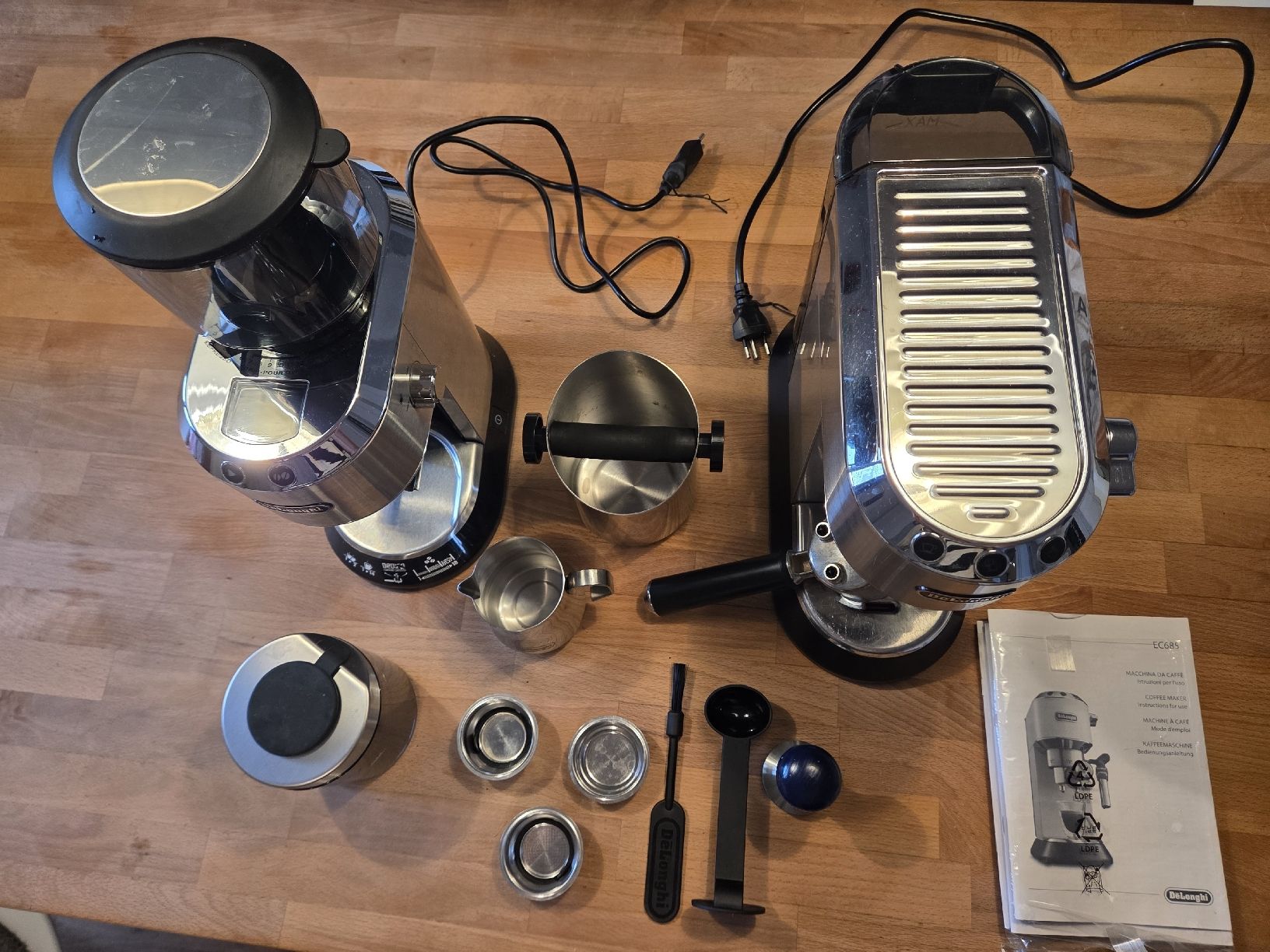 De'Longhi Kaffeemaschinen & Espressomaschinen: De Longhi Kaffeemaschine  – Gebraucht aus Eglisau von Judihui03 3