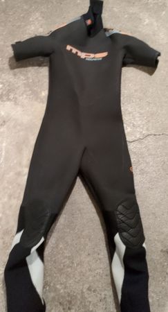Neoprenanzug Neil Pryde Grösse xs/46 für Wassersport-Fans im