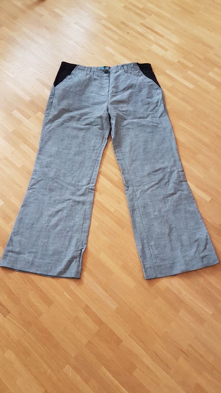 Pantaloni: Schwangerschaft Hose 44 – Usato da Oberwil BL venduto da Manue1974