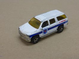 Matchbox Chevrolet Suburban 2000 weiss gebraucht