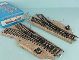 Märklin M-Gleis elektr. Weichenpaar 5117