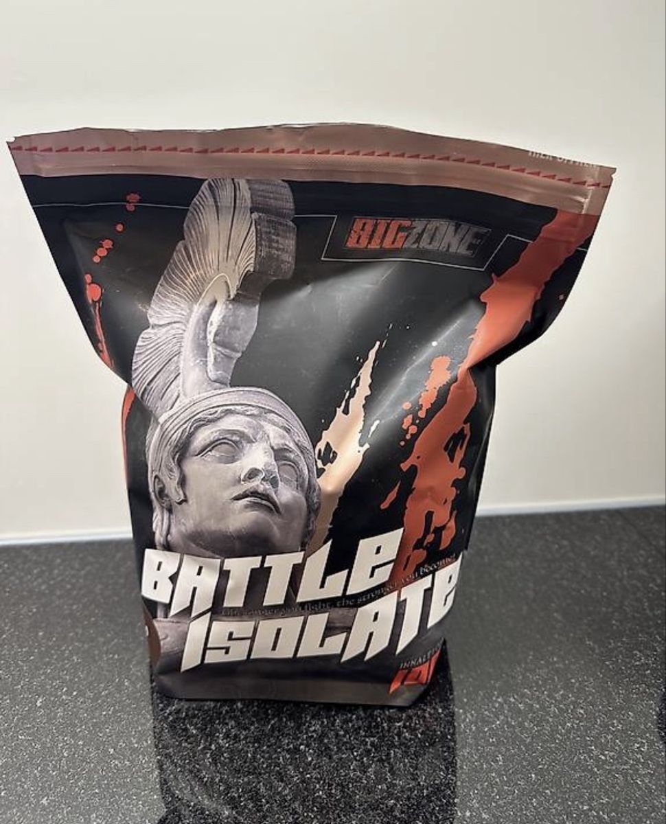 Lebensmittel & Spezialitäten: Big Zone Battle Isolate - Schoko - 1000g – Gebraucht aus Wangen SZ von Jaay_Sky