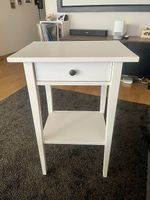 Hemnes Nachttisch von IKEA