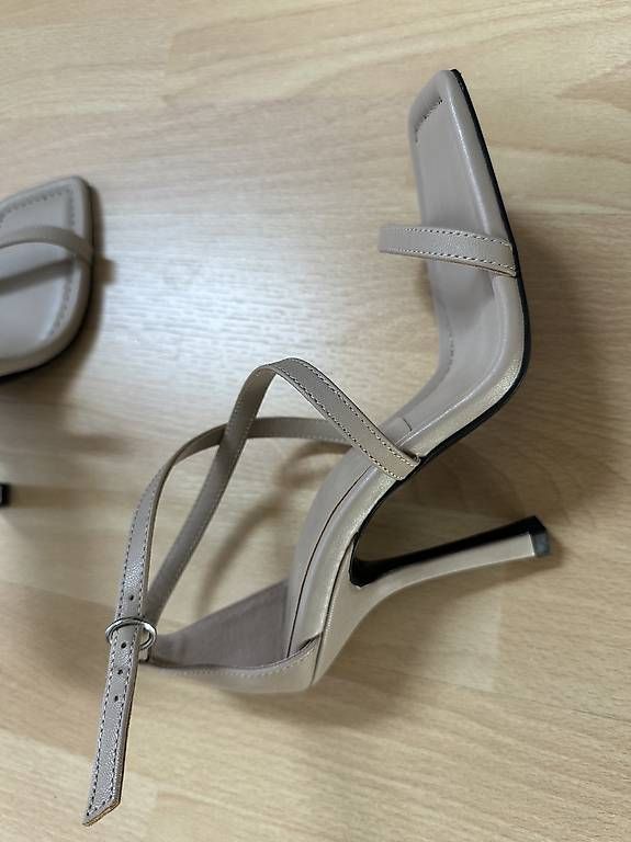 Mango Damenschuhe: Schuhe "Mango" – Gebraucht aus Hergiswil NW von Juliayy 2