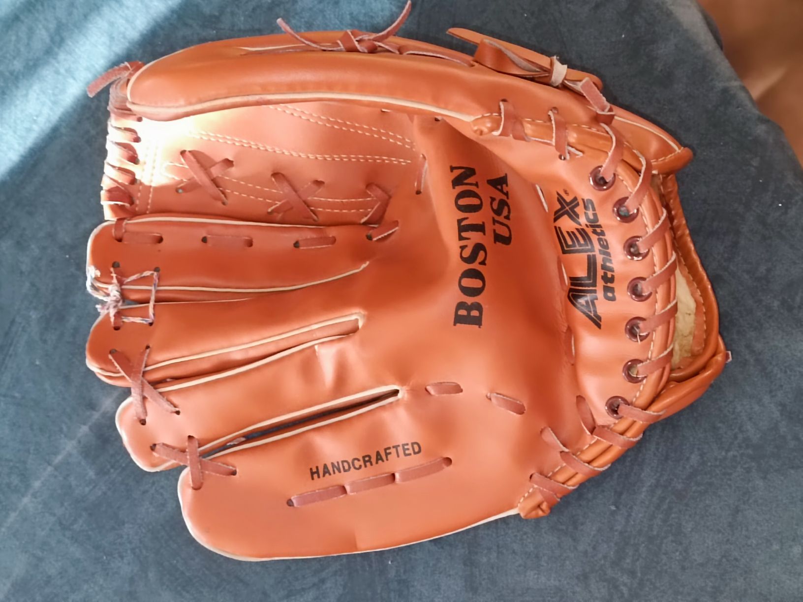 Spiele: Baseball Handschuh – Neu (gemäss Beschreibung) aus Estavayer-le-Lac von Scosde
