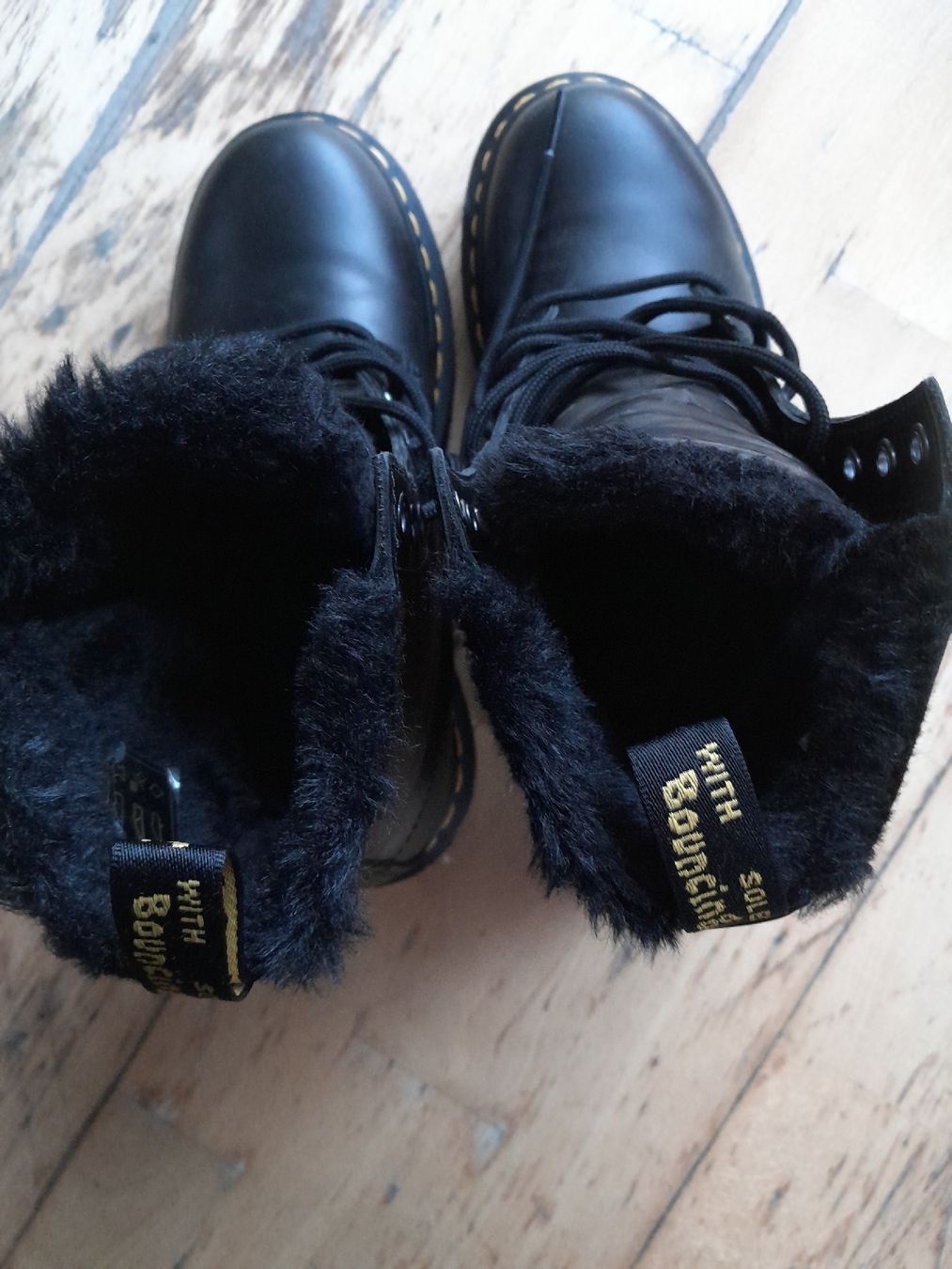 Dr. Martens Scarpe da donna: Dr.Martens Winterstiefel Gr.38 – Nuovo (secondo la descrizione) da steffisburg venduto da nataliaj 5