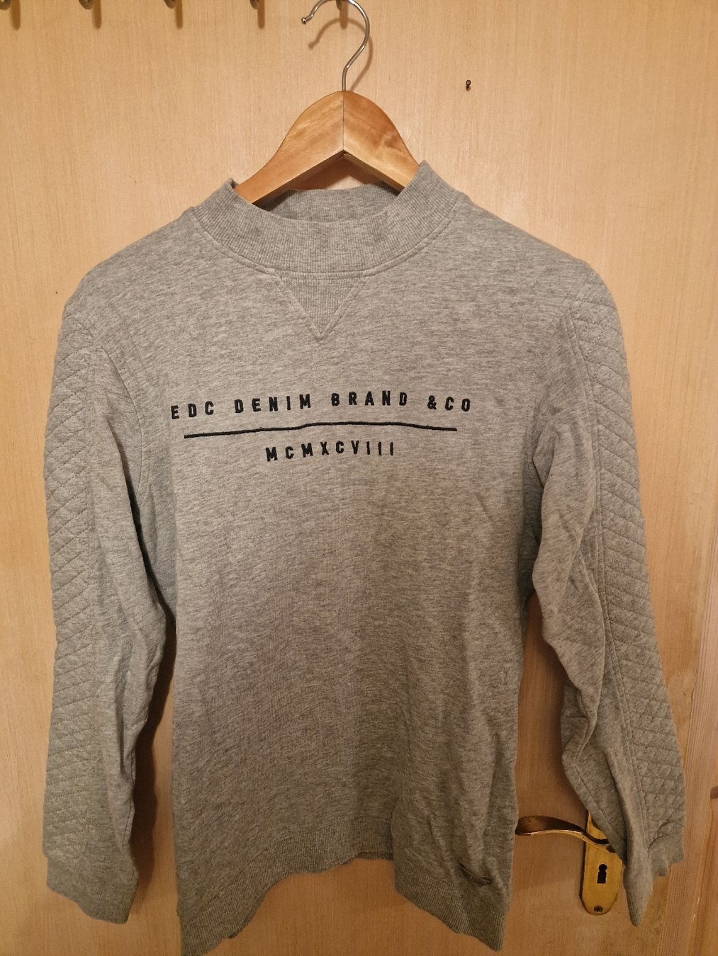 Esprit Maglioni & Felpe: EDC Longsleeve Pullover – Nuovo (secondo la descrizione) da Winterthur venduto da Winti1993