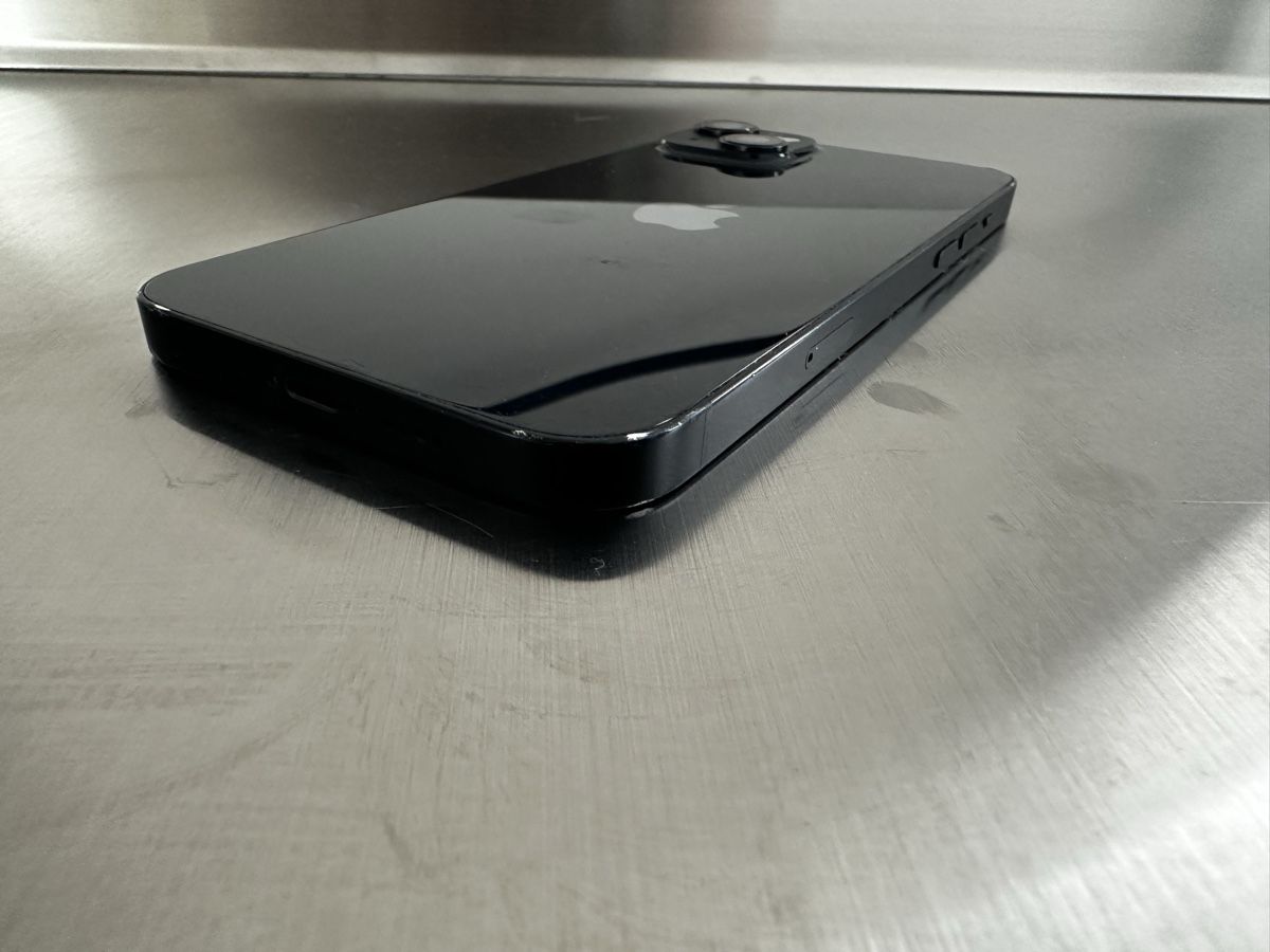 Apple Telefoni cellulari / Smartphones: iPhone 16 Plus 128gb – Usato da Zuchwil venduto da Davore95 2