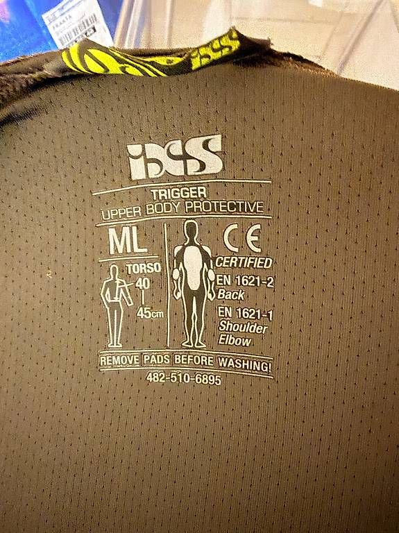 Protezioni & Imbottiture: iXS Trigger Upper Body Protective  MTB Protektorenjacke – Usato da Niederscherli venduto da tom_66nk 1