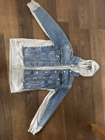 Only Jeansjacke mit Kapuze, Gr. M,