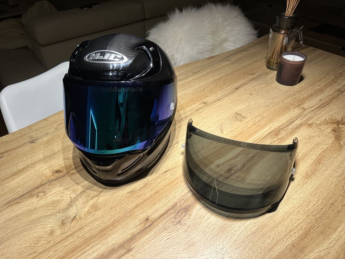 HJC Caschi & visiere: HJC Carbon RPHA12 Motorrad Helm – Nuovo (secondo la descrizione) da Weiach venduto da Thisisyanne 2