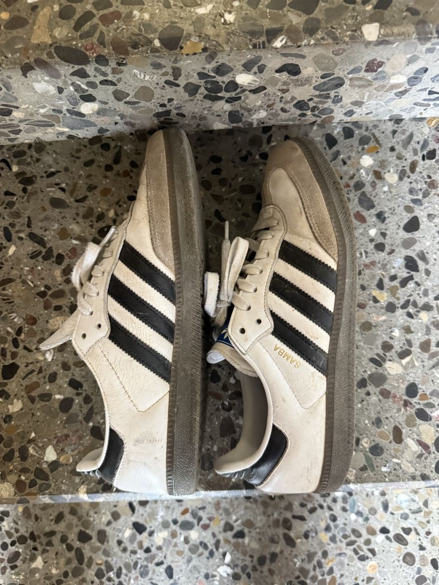 Adidas Scarpe da uomo: Adidas Samba weiss schwarz 42 – Usato da Cham venduto da kuhnaguero 1