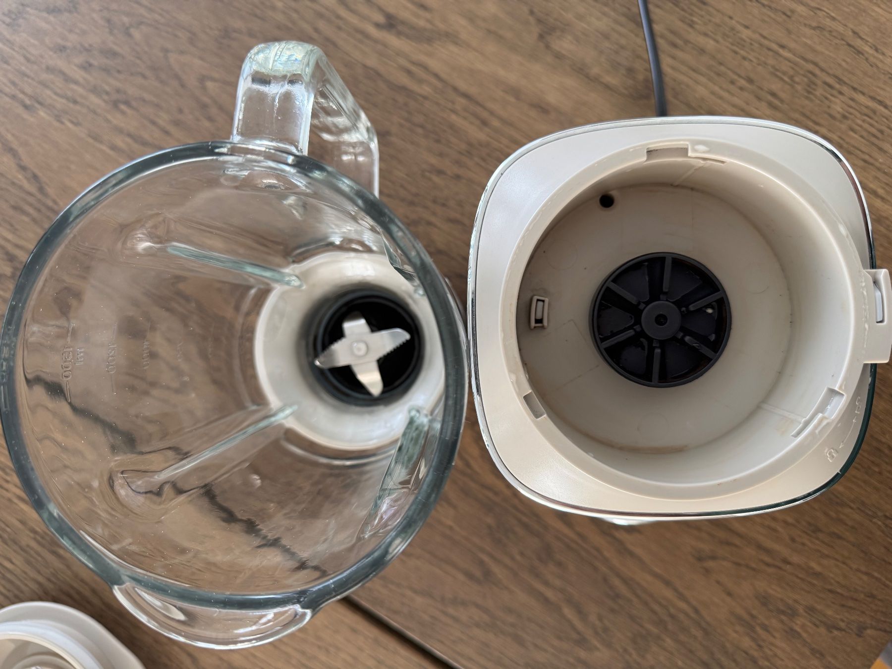 Elettrodomestici da cucina: BerlingerHaus Standmixer 1000 W – Usato da Thal venduto da Cng 3