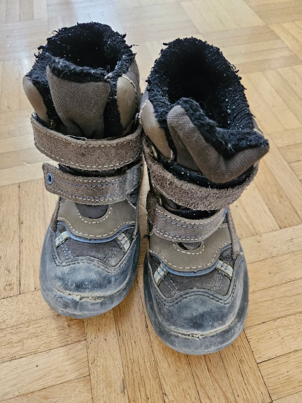 Scarpe per ragazzi: Winterstiefel Gr. 26 – Usato da Unterengstringen venduto da saraman 2
