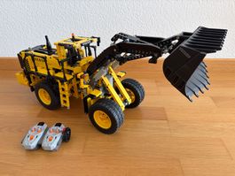 LEGO TECHNIC 42030 - Radlader