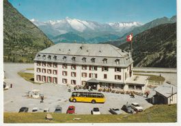 Postauto am SSimplonpass