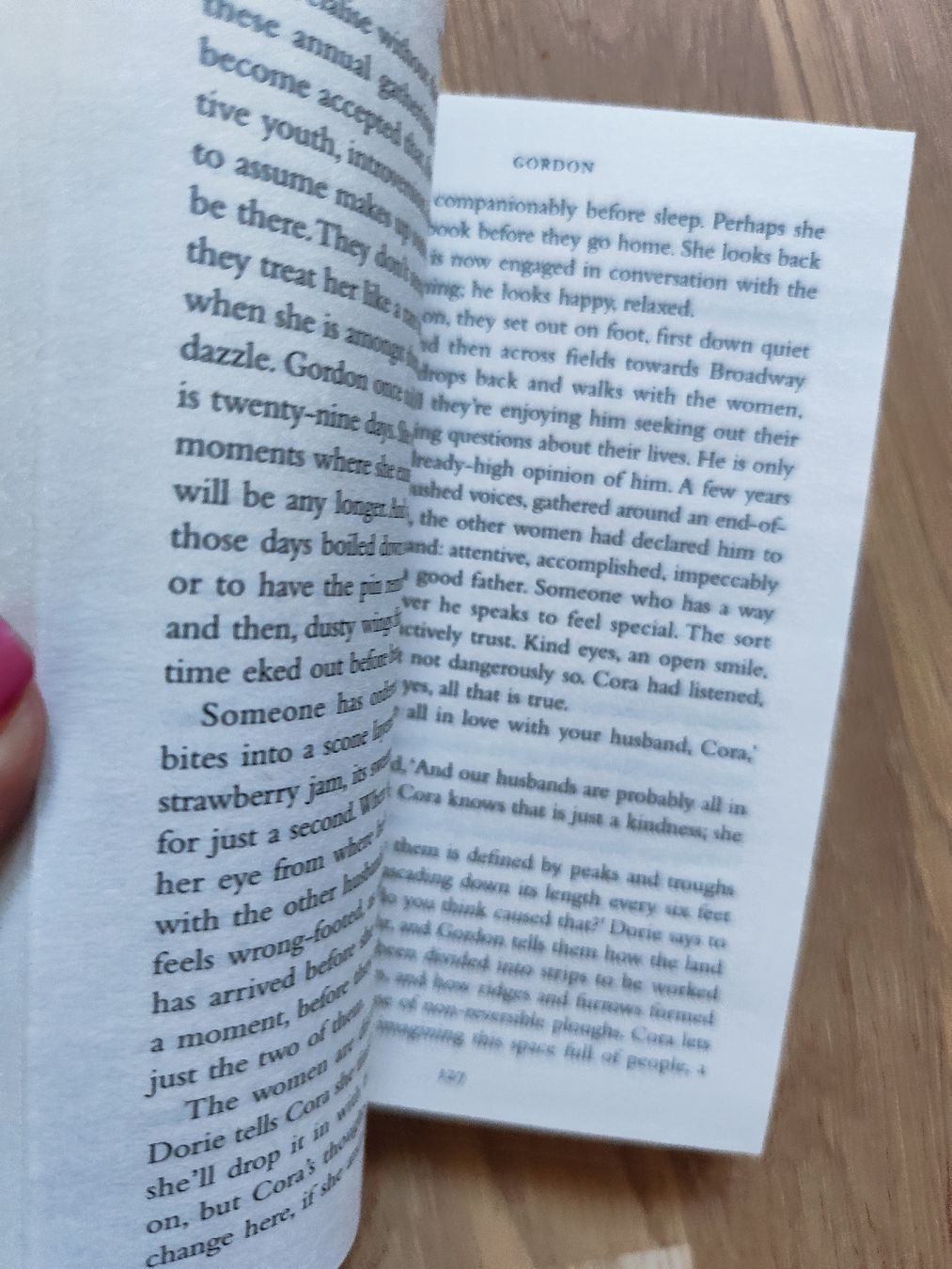 Libri: The Names Florence Knapp Book Paperback Used – Usato da Mägenwil venduto da VintageGirly 3