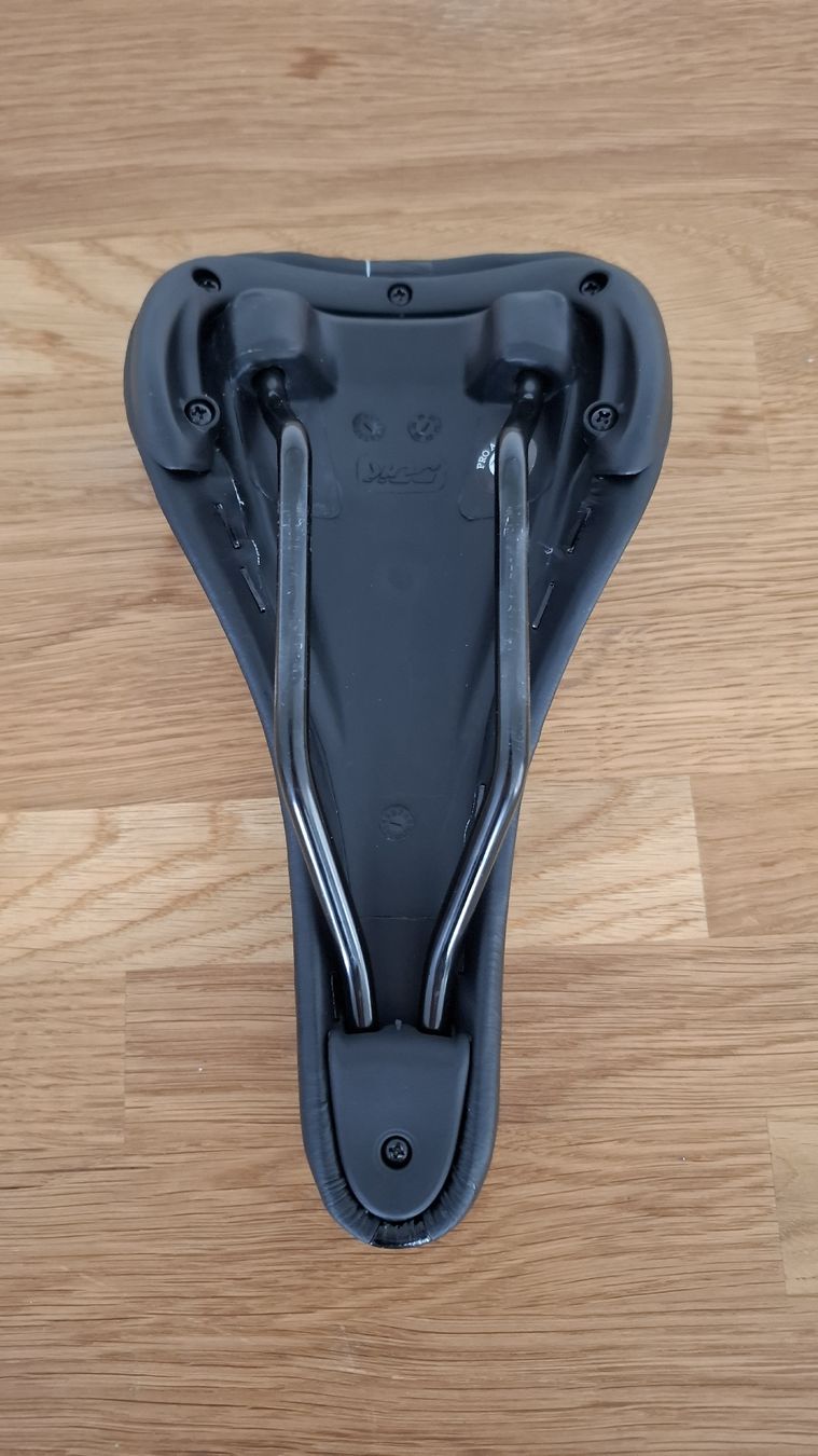 Ersatzteile: Neuwertiger Fahrradsattel – Neu (gemäss Beschreibung) aus Wagen von vZilly 1