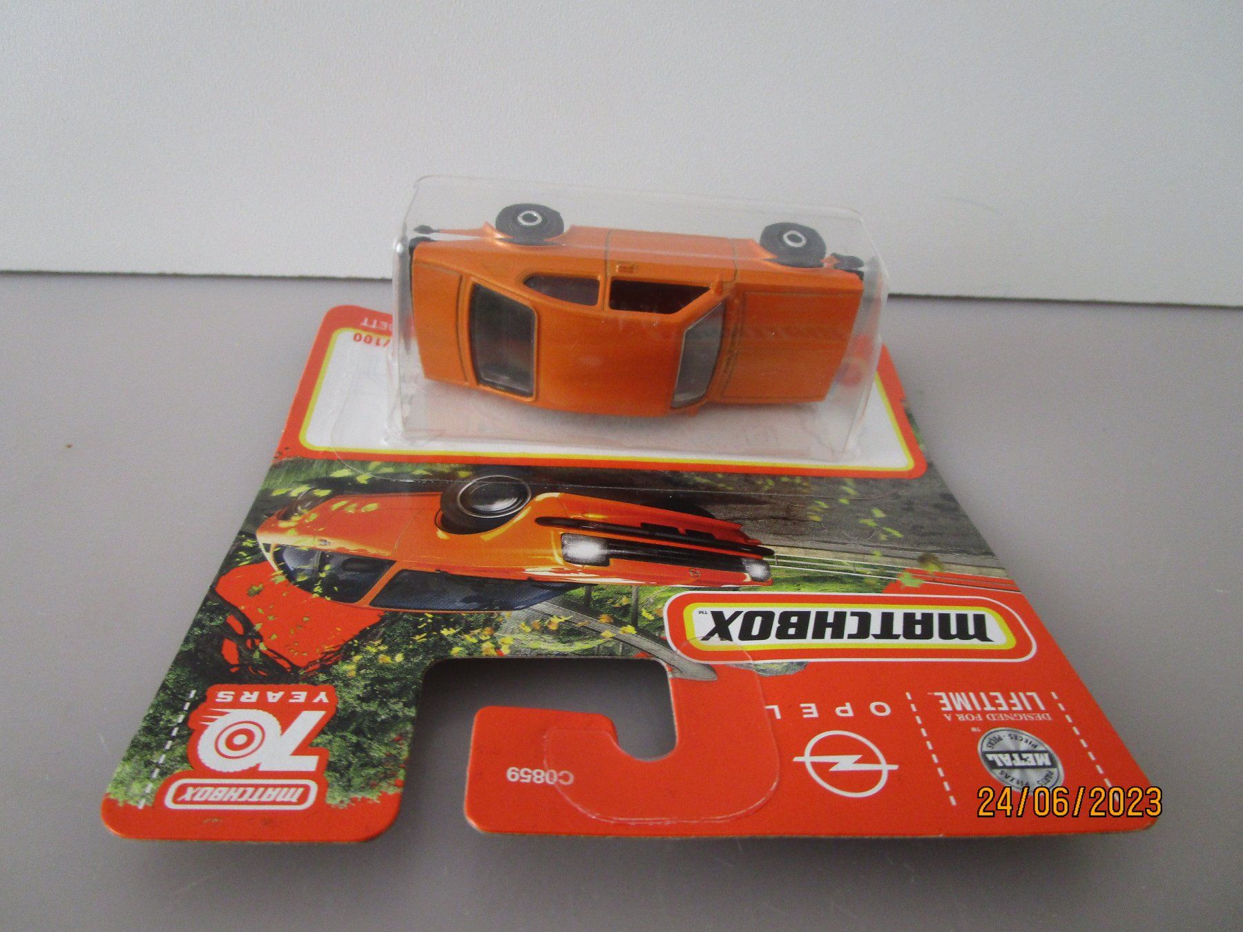Matchbox Modellautos: MATCHBOX 1975 OPEL KADETT – Neu und originalverpackt aus Chêne-Bourg von  3