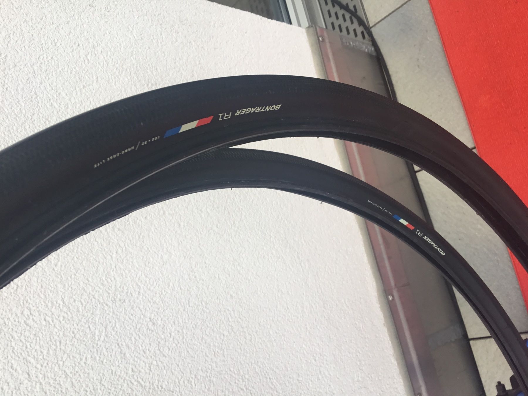 Bontrager Pneus & Kompletträder: Bontrager/Trek Rennradreifen – Neu (gemäss Beschreibung) aus Schlieren von hespeler99 1