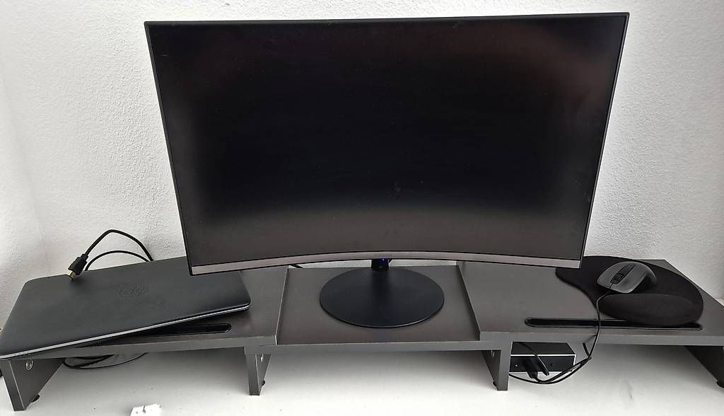 Monitor: PC Bildschirm Laptop Ablage  – Usato da Wetzikon ZH venduto da Juergen_B 1