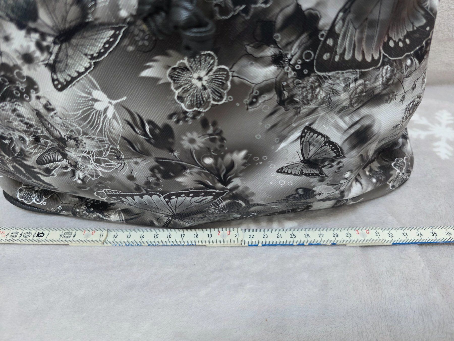 Borse da donna: Schöne Handtasche mit Schmetterlings Muster – Nuovo (secondo la descrizione) da Steffisburg venduto da ang_7fcj 8