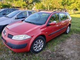 Renault Megane 2 1.6 Combi defekt, ab Platz, ohne Garantie