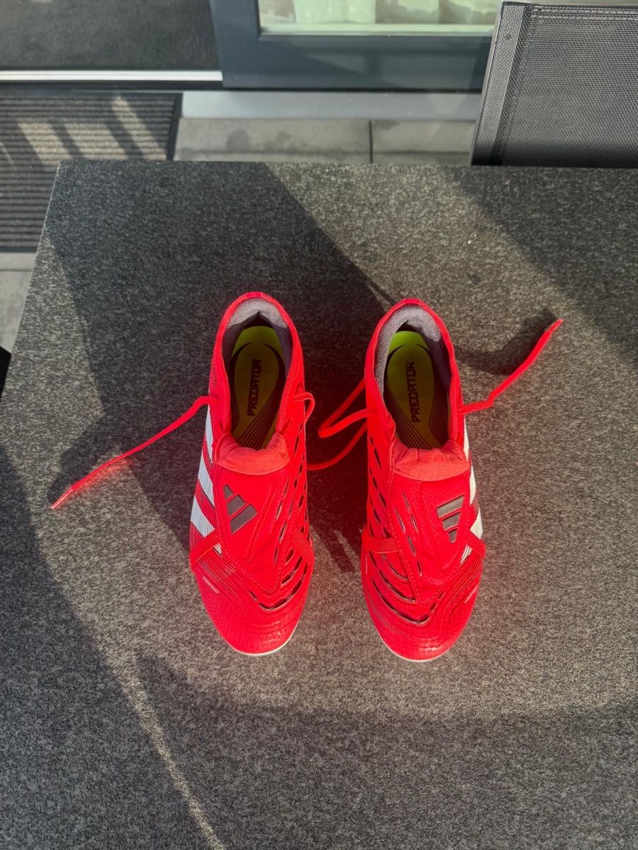 Adidas Herrenschuhe: Fussballschuh Adidas Predator – Neu (gemäss Beschreibung) aus Spiez von Thombaumann 2